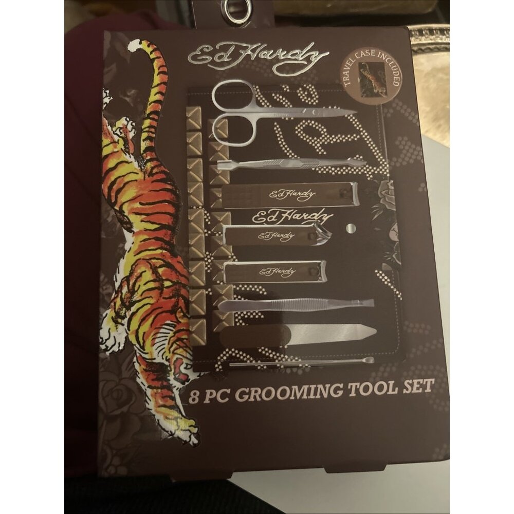 Ed Hardy Men’s 8pc Grooming Set W/Travel Case Clippers Scissors File Tweezers